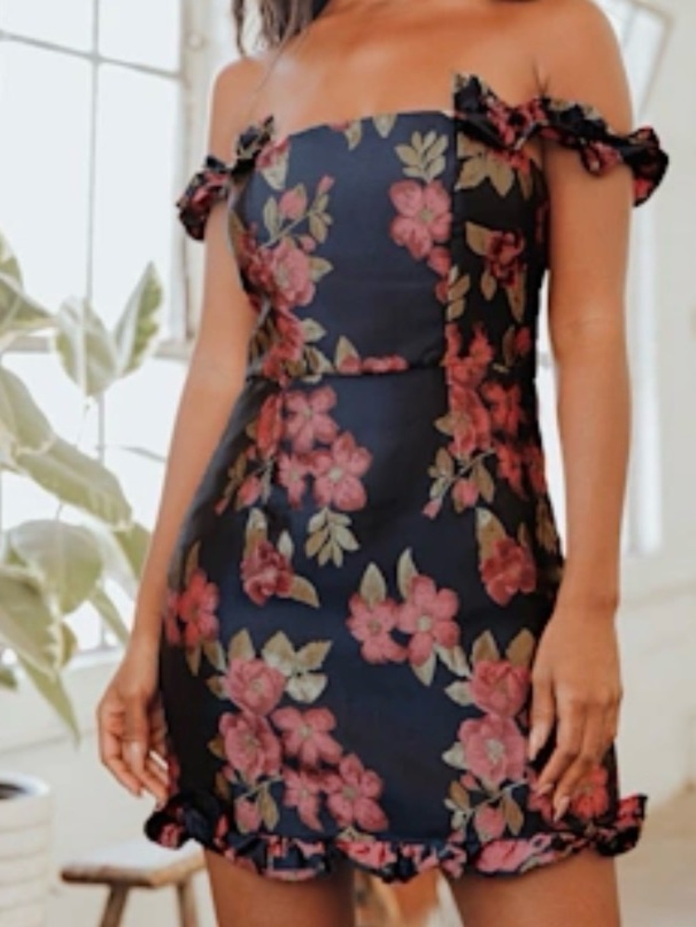 Lulu's “Pop the Bottle” Navy Blue Floral Jacquard Ruffled Mini Dress Size M NWT